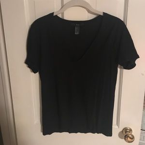 Forever 21 black tee